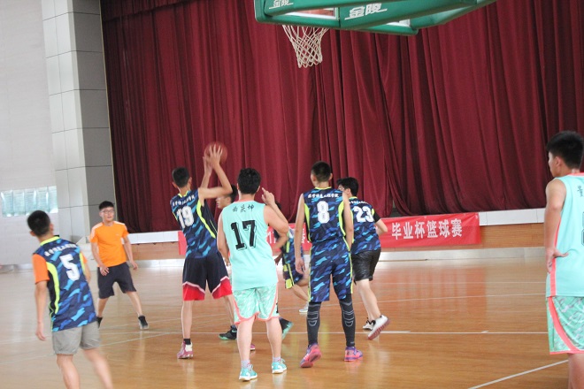 “无兄弟不篮球”毕业杯篮球赛